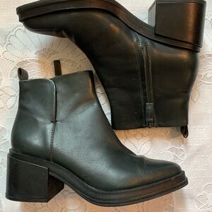 Franco Sarto Dalden square toe heeled ankle booties